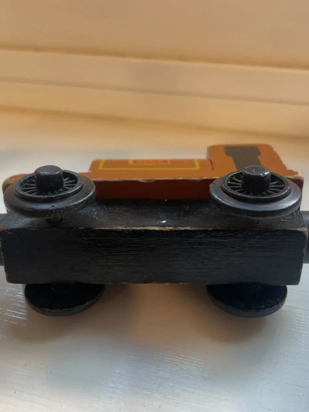 LOT of SIX hard-to-find Thomas Wooden Trains